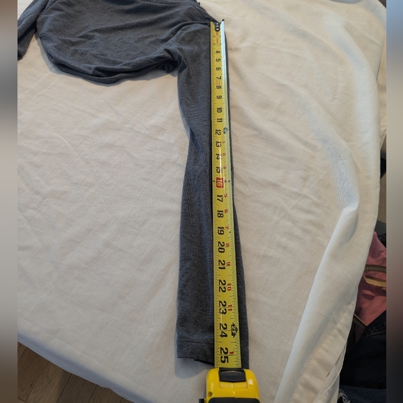 Elegant Gray Ruffled bollero - Picture 5 of 8